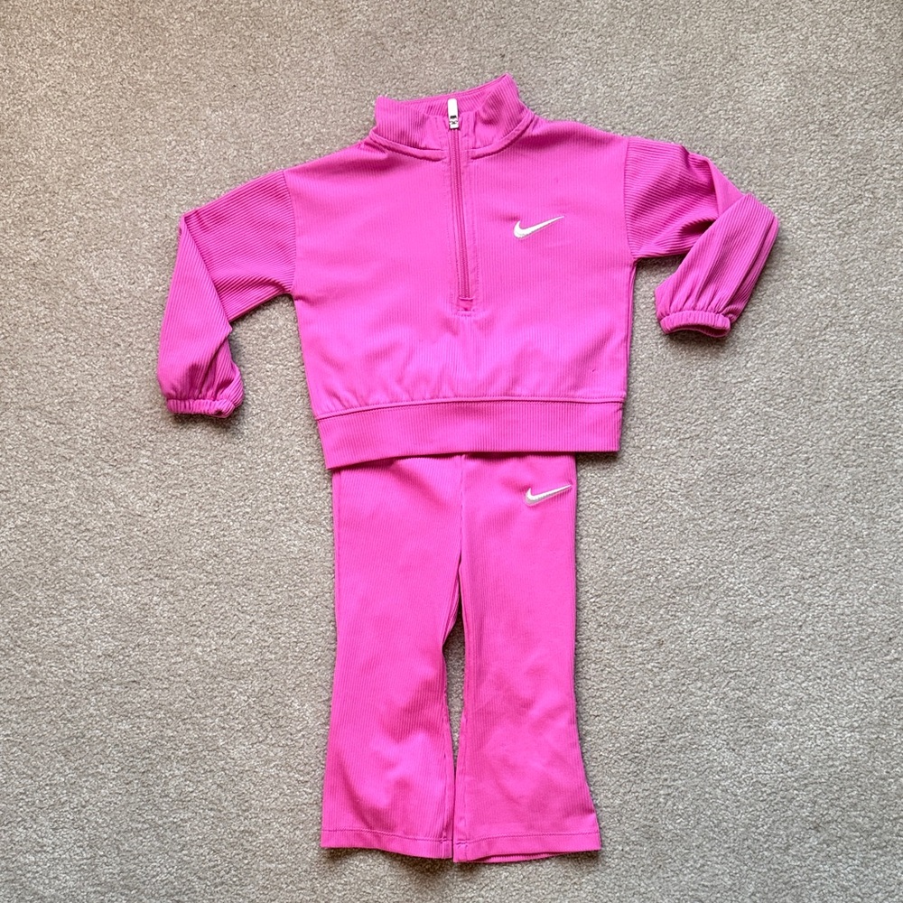 Nike Athletic Set